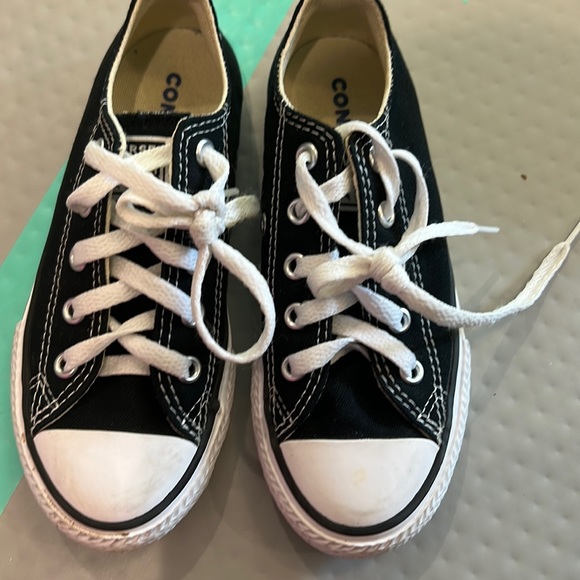 Girls converse black size 12 - Picture 1 of 3